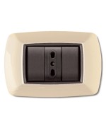 Ferramenta1.com | Placca life living plast avorio 3p - PZ 10